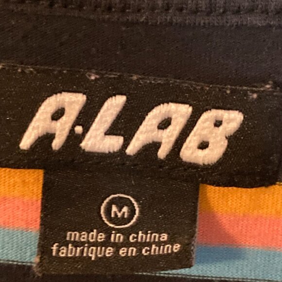 A. Lab Men's Black Daisy Patch/Striped Short Sleeve T Shirt - Size M - Picture 3 of 7